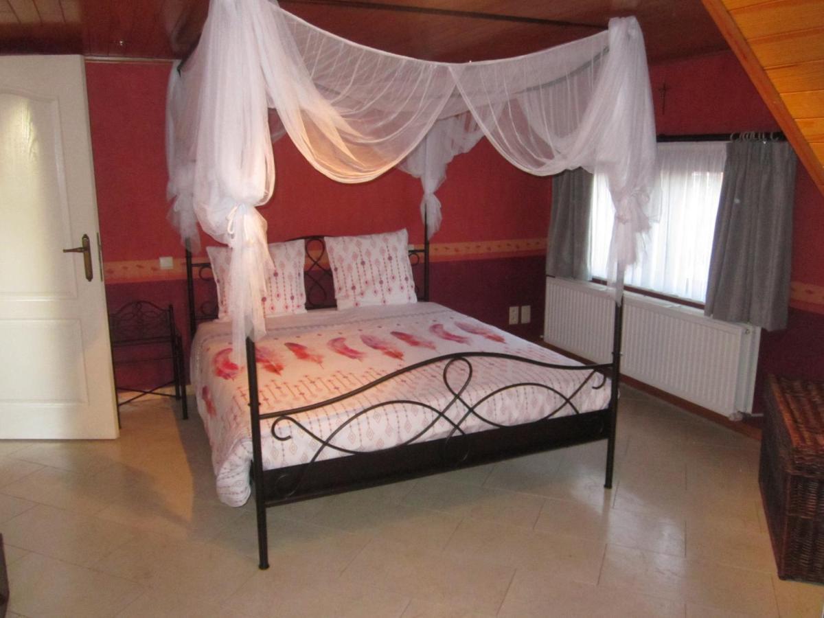 Vakantiewoning Upstairzzz Kortessem Kültér fotó
